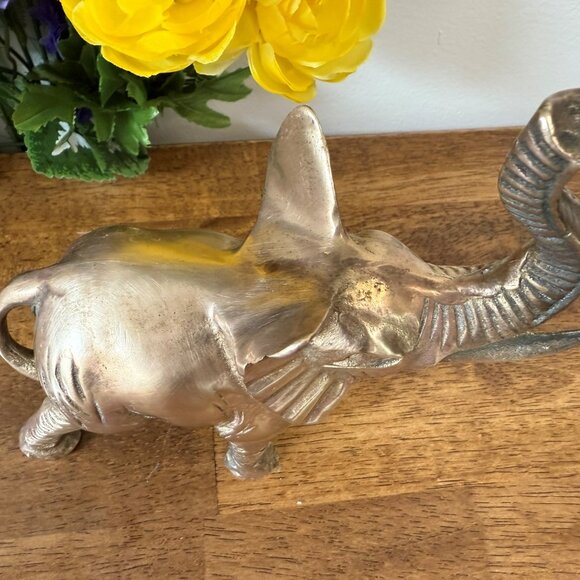 Vintage Solid Brass Elephant Figurine Made in Taiwan –‎ Trunk Up Lucky Elephant - Picture 6 of 7